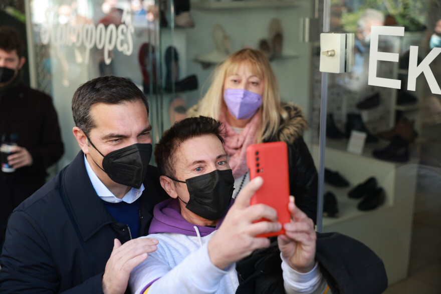 Τσίπρας: Οι πολίτες 7 μήνες πληρώνουν 1,5 δισ. την ακρίβεια Μητσοτάκη