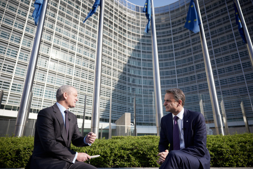 Μητσοτάκης στο CNN: Πρέπει να είμαστε προσεκτικοί ώστε οι κυρώσεις να μη βλάψουν περισσότερο εμάς από ό,τι τη Ρωσία