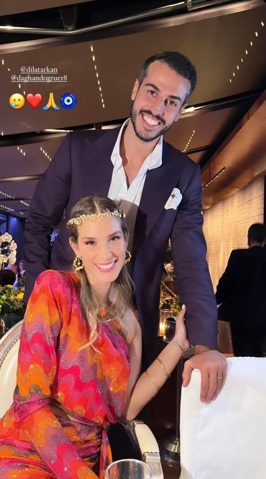 Η πρώην του Ατζούν Ιλιτζαλί, Σεϊμά Σουμπασί, ήρθε Ελλάδα για τον γάμο γνωστής influencer