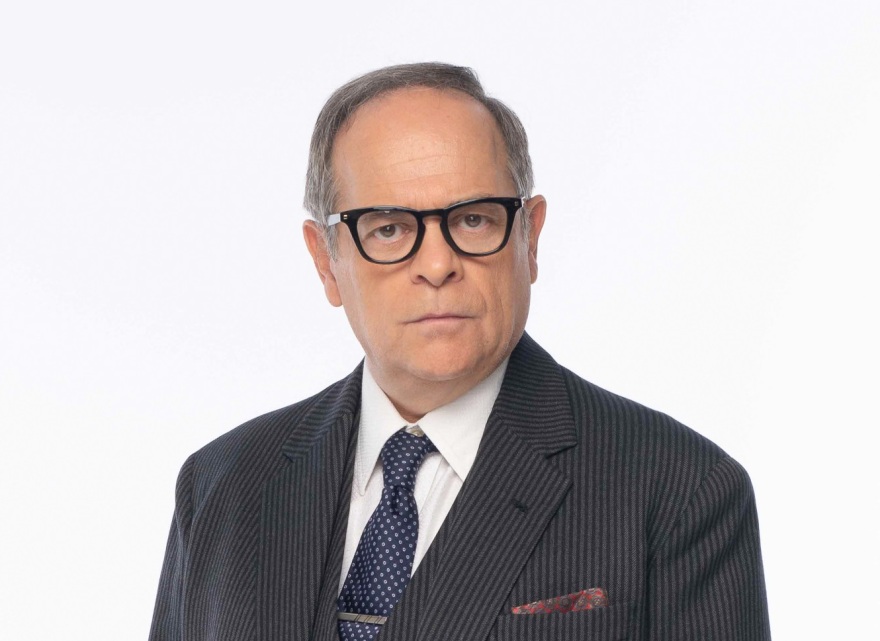 Δημήτρης Λιγνάδης: Οι φωτογραφίες και οι σοκαριστικοί διάλογοι με νεαρούς που βάζουν «φωτιά» στη δίκη του