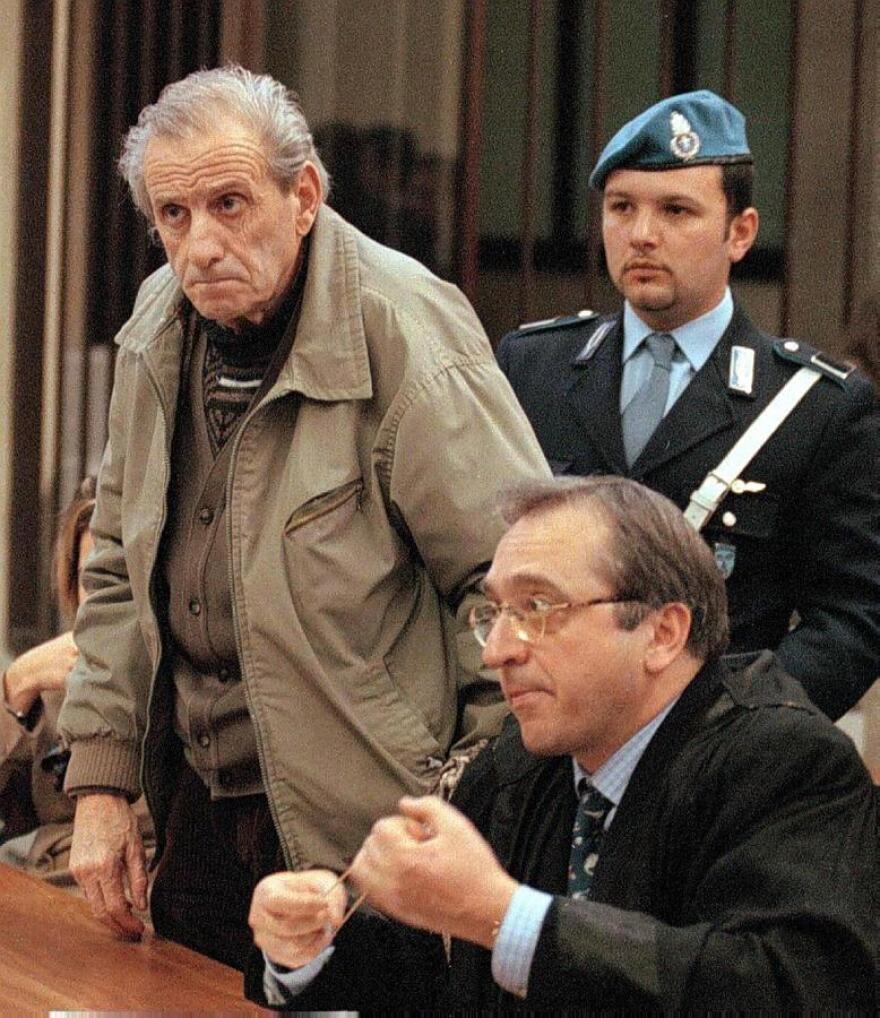 «Το Τέρας της Φλωρεντίας»: Ανοίγει ξανά ο φάκελος της φρικιαστικής υπόθεσης της Ιταλίας;