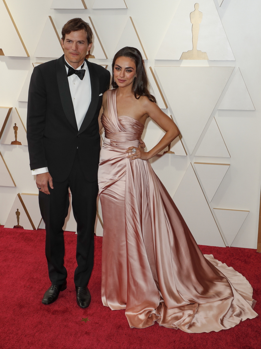 Όσκαρ 2022: Αυτές οι κυρίες ήταν οι πιο καλοντυμένες - Τι φόρεσε η νικήτρια της βραδιάς