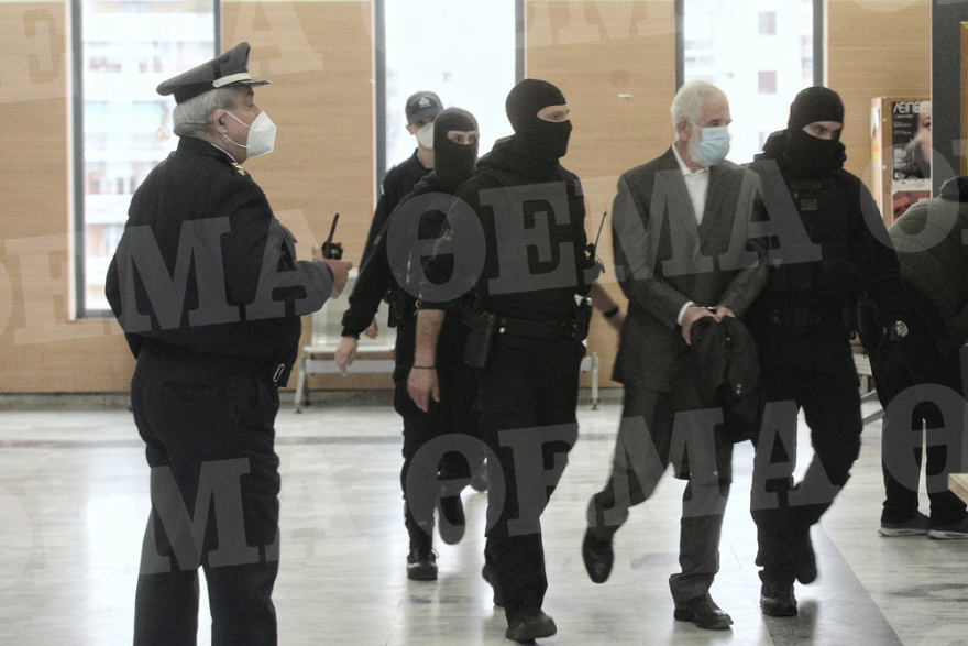 Πέτρος Φιλιππίδης: Κεκλεισμένων των θυρών η κατάθεση δυο γυναικών που τον έχουν καταγγείλει