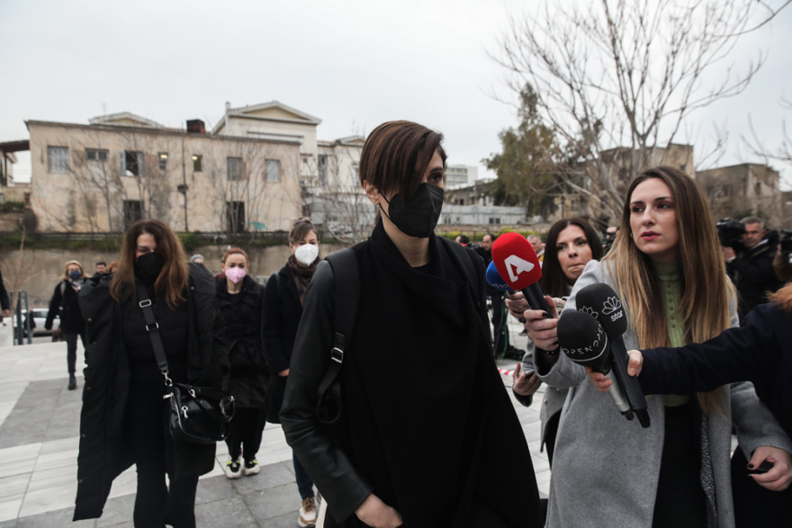 Πέτρος Φιλιππίδης: Κεκλεισμένων των θυρών η κατάθεση δυο γυναικών που τον έχουν καταγγείλει