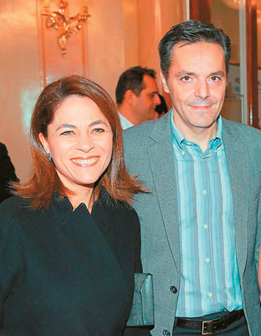 Πρώτη νίκη Εμπειρίκου στη... ναυμαχία για τις «Ελληνικές Μαλδίβες»