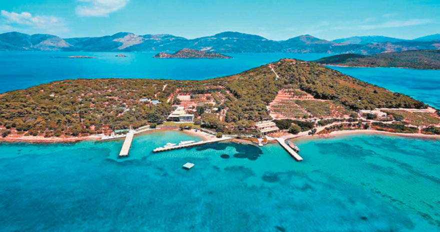 Πρώτη νίκη Εμπειρίκου στη... ναυμαχία για τις «Ελληνικές Μαλδίβες»