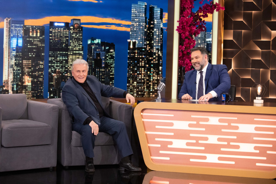 The 2Night Show: Καλεσμένοι ο Παναγιώτης Ψωμιάδης και ο Νίκος Νικόλιζας