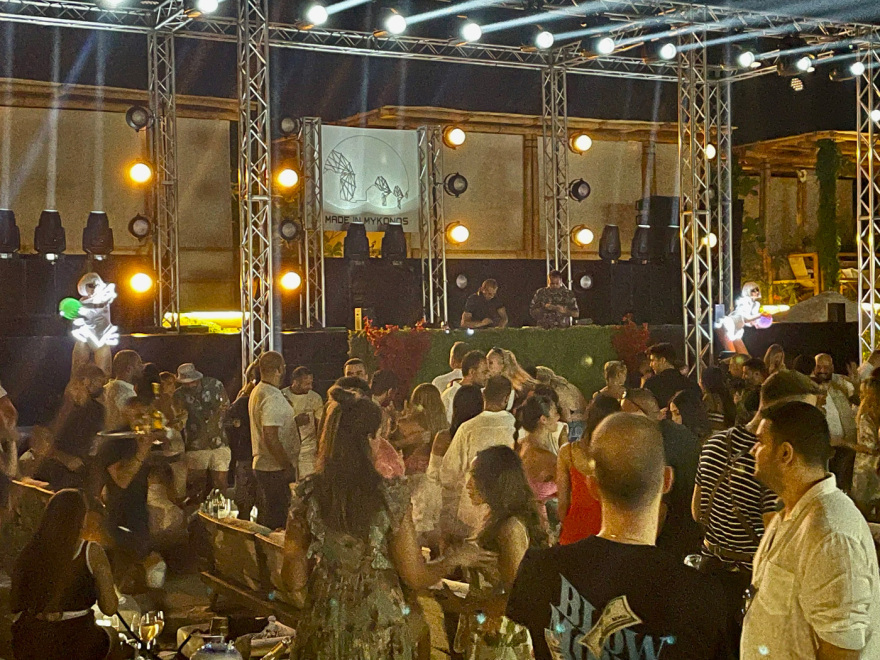 Ντουμπάι: Το πάρτι των Ελλήνων επωνύμων στο Nammos - Δείτε φωτογραφίες