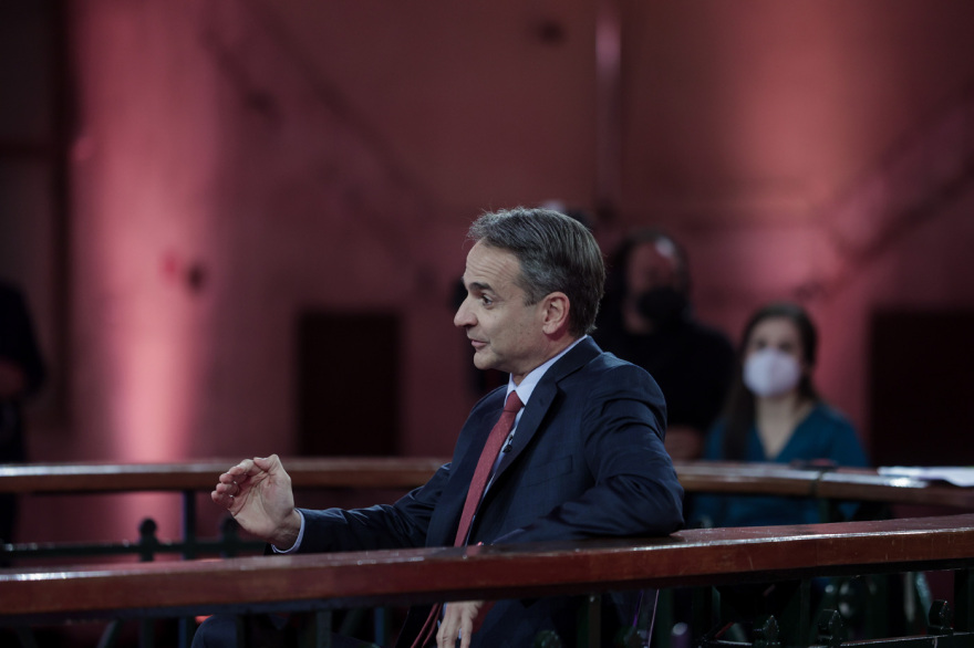 Μητσοτάκης: Από 1η Μαΐου αύξηση στον κατώτατο μισθό - Ανοιχτό να μειωθεί ο ΦΠΑ στα τρόφιμα