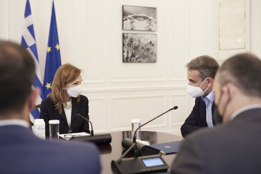 Συνάντηση Μητσοτάκη με το προεδρείο των Εφοπλιστών: Στο τραπέζι η μεταφορά LNG από ελληνόκτητα πλοία