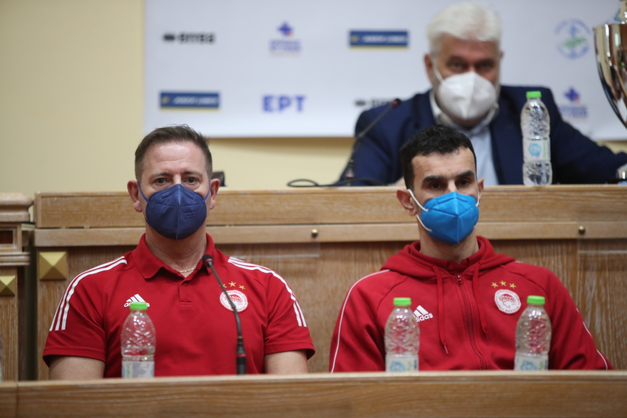  Κύπελλο ανδρών βόλεϊ: Οι διπλωματικές απαντήσεις, τα ξύλινα σπαθιά και η εθνική 