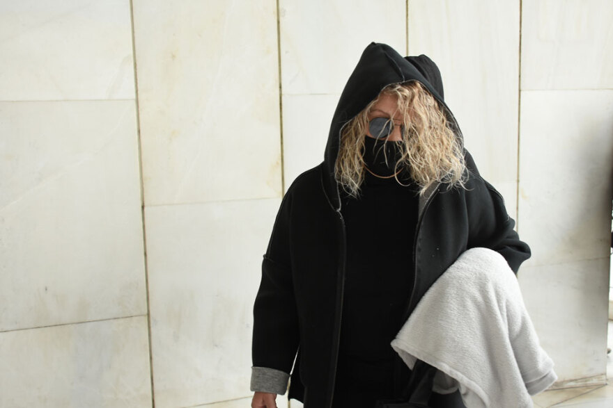 Ρούλα Πισπιρίγκου: Δυο ώρες έμειναν στη ΓΑΔΑ η μητέρα και η αδερφή της - «Αφήστε μας ήσυχες» είπαν στους δημοσιογράφους