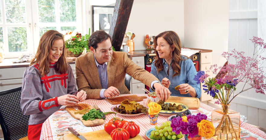 Η Βίκυ Λέανδρος φιλοξενεί Ουκρανούς πρόσφυγες: «Το σπίτι μου είναι μια αγκαλιά για όλους»