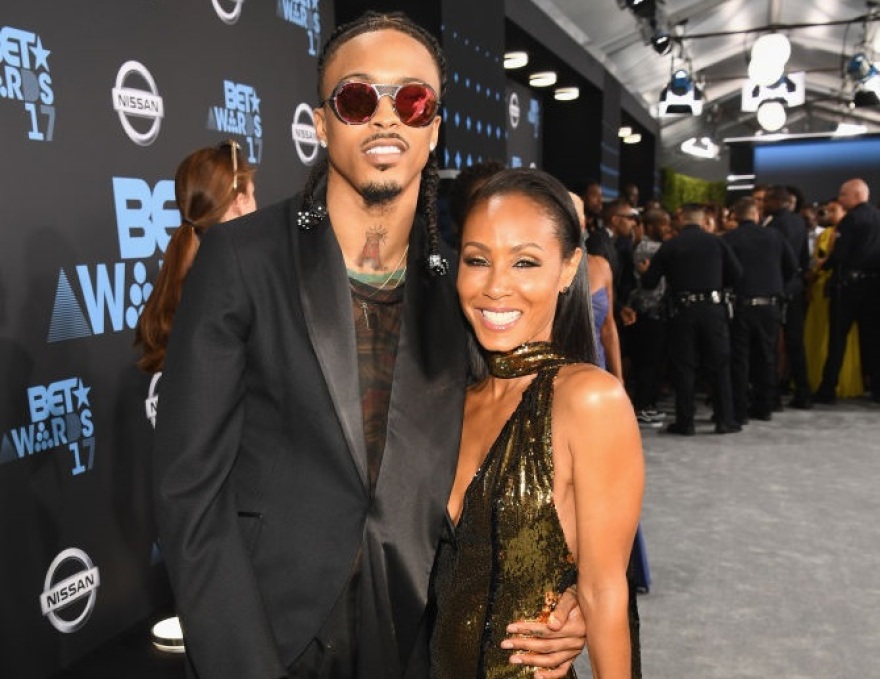 Ρίκι Τζερβέις: Εγώ δεν θα έκανα αστείο για το μαλλί της γυναίκας του Γουίλ Σμιθ αλλά για τον εραστή της