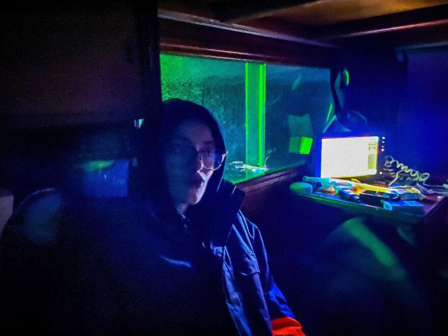 Άγγελος Λάτσιος - Γαία Μερκούρη: Το φωτογραφικό άλμπουμ από το ταξίδι τους στην Άνδρο