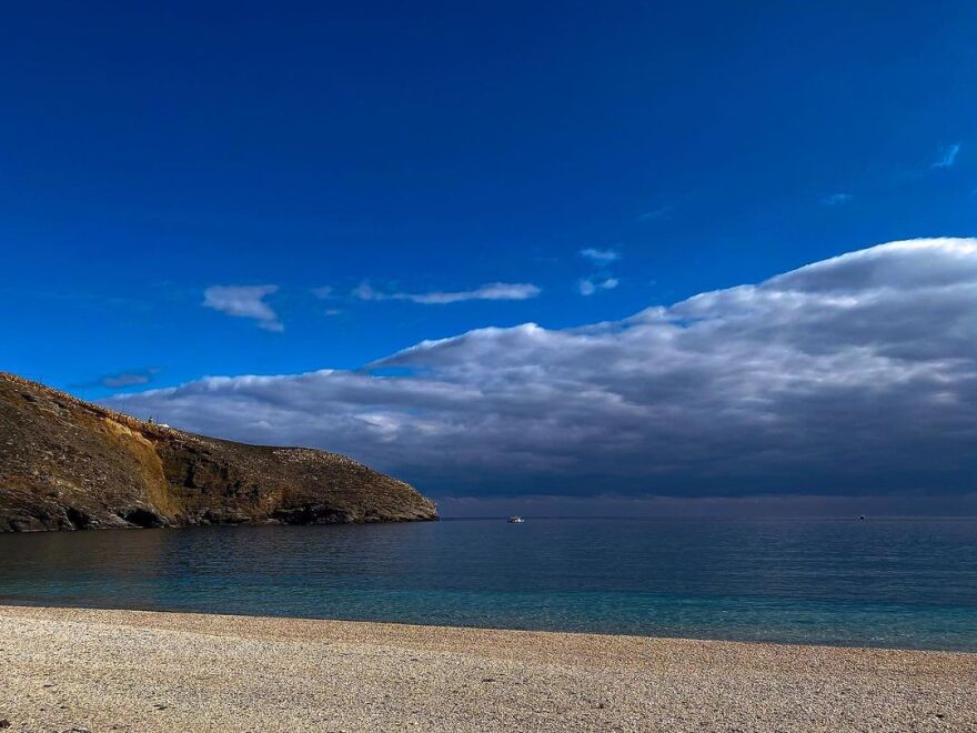 Άγγελος Λάτσιος - Γαία Μερκούρη: Το φωτογραφικό άλμπουμ από το ταξίδι τους στην Άνδρο