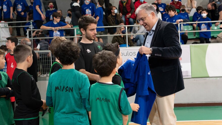 Θεοδωρικάκος: «Όλοι μαζί να βάλουμε τέλος στον χουλιγκανισμό - Ο αθλητισμός είναι γιορτή»