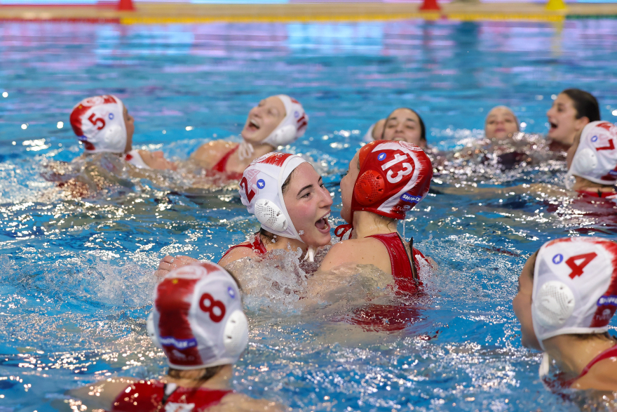 Τελικός Euroleague πόλο γυναικών, Ολυμπιακός - Σαμπαντέλ 11-7:  Παρέμειναν στον θρόνο τους οι «βασίλισσες» της Ευρώπης 