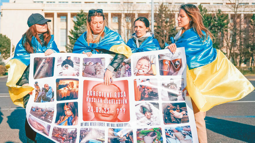 Πόλεμος στην Ουκρανία: Βόμβες στη Μαριούπολη, κτηνωδία στην Μπούκα - Μπορεί να δικαστεί ο Πούτιν για εγκλήματα πολέμου;