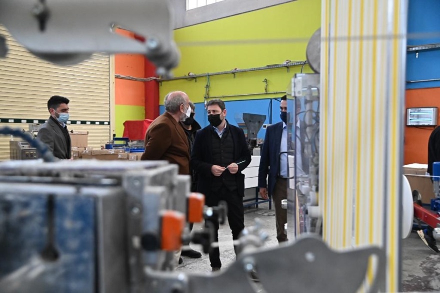 Ανδρουλάκης: Να χρηματοδοτηθούν μέτρα για την κοινωνία από τα υπερκέρδη των εταιρειών ενέργειας