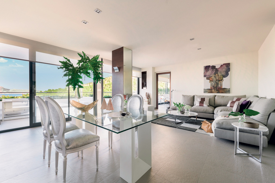 Η κλινική, ελιξίριο νεότητας των σταρ