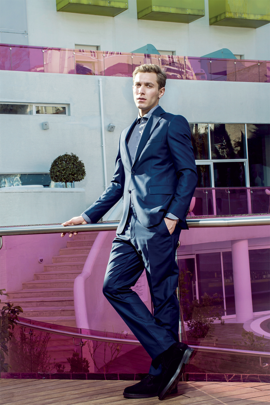 Έντουαρντ Στεργίου: Η βοήθεια στην Ουκρανία, οι νέες του συνεργασίες και η γυναίκα που επιθυμεί στη ζωή του