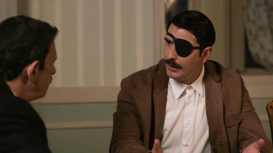 Άγριες Μέλισσες: Η Μυρσίνη βρίσκεται με την πλάτη στον τοίχο