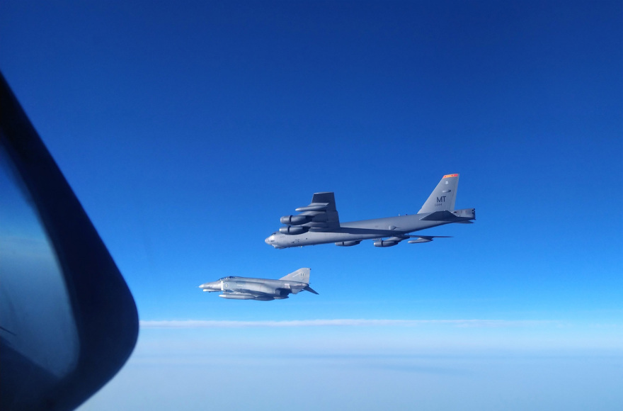 Δείτε βίντεο: Πτήση αμερικανικών B-52 στο FIR Αθηνών