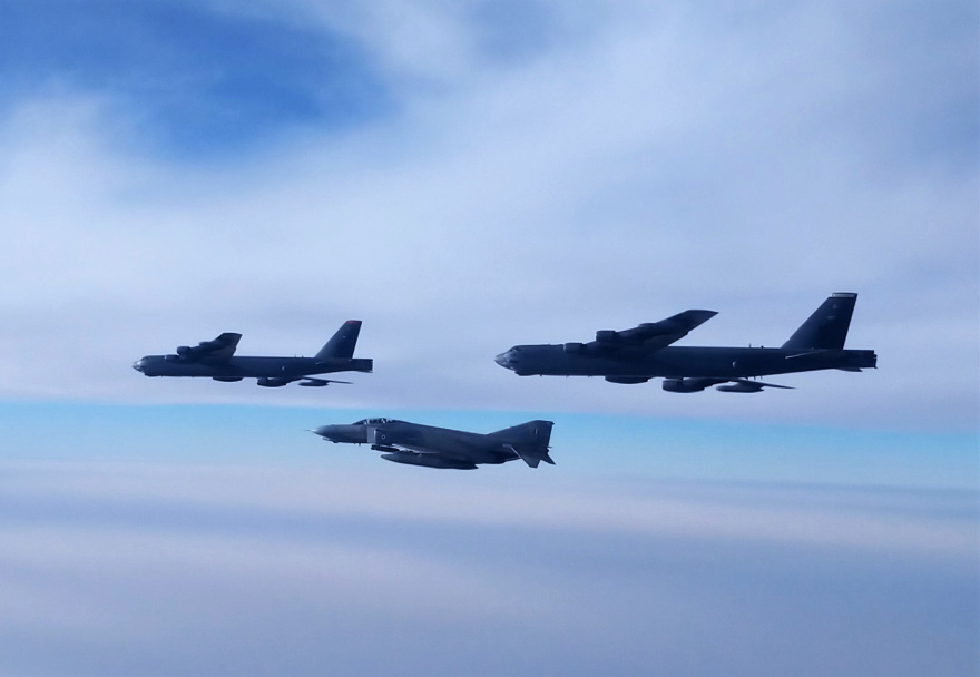 Δείτε βίντεο: Πτήση αμερικανικών B-52 στο FIR Αθηνών