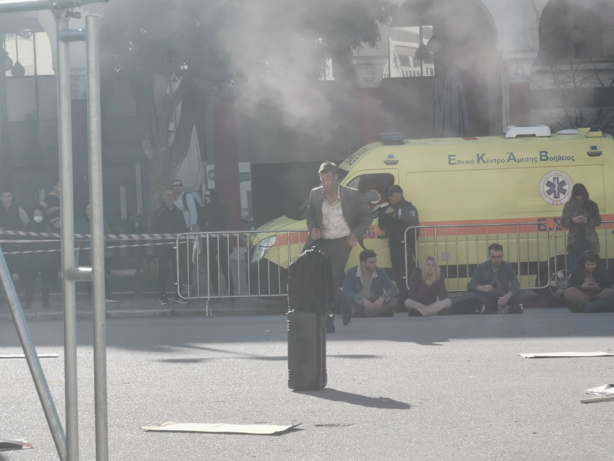 The Bricklayer: Πυροβολισμοί και κυνηγητό στην πλατεία Αριστοτέλους - Δείτε βίντεο