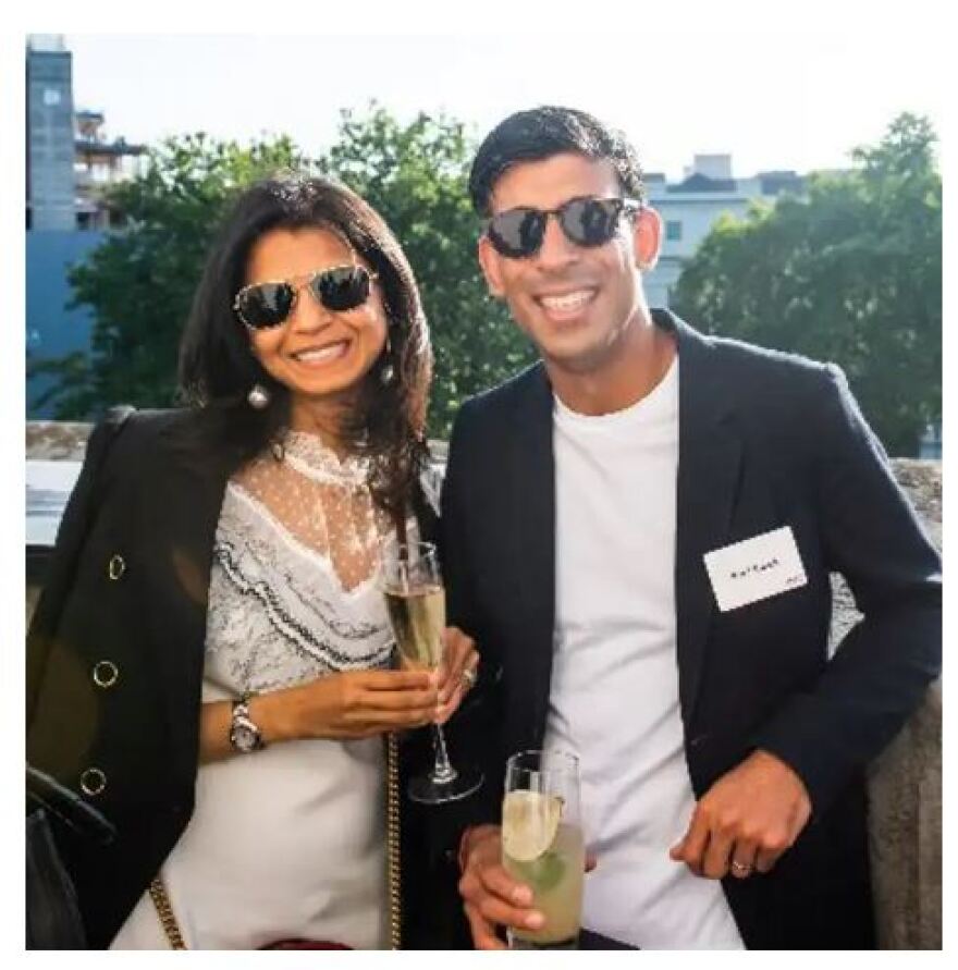 «Σάλος» στη Βρετανία για τον υπουργό Οικονομικών: H δισεκατομμυριούχος σύζυγός του δεν πληρώνει φόρους