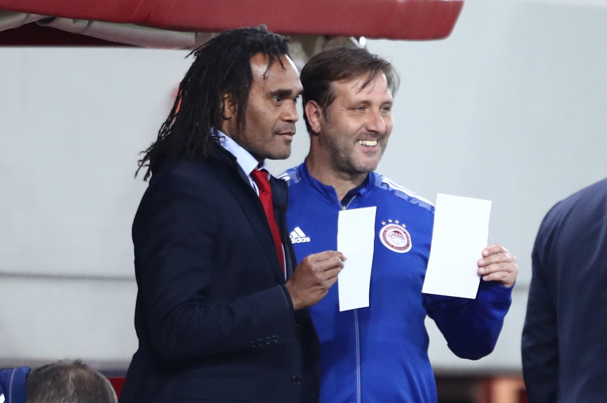 Ολυμπιακός-Σαχτάρ 1-0: Έβαλαν γκολ στον πόλεμο - Δείτε βίντεο 