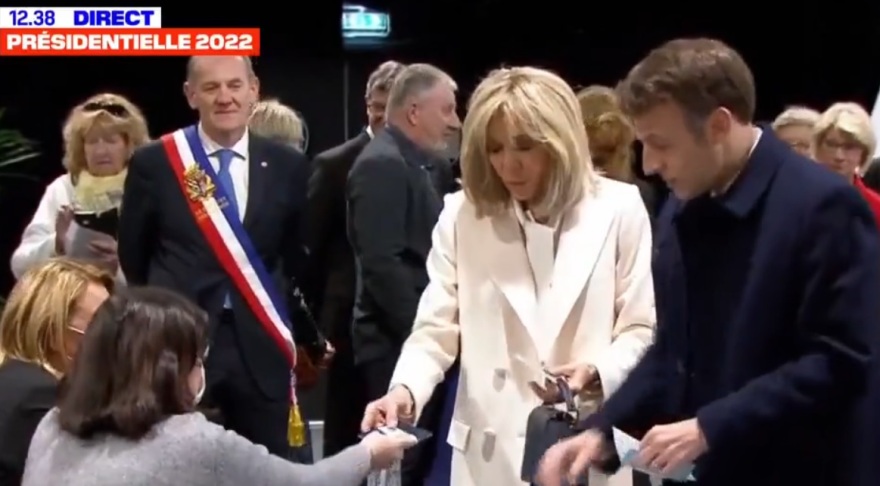 Εκλογές στη Γαλλία: Οι «εφεδρείες» για τον Μακρόν για την τελική μάχη με τη Λεπέν και τα μηνύματα της κάλπης