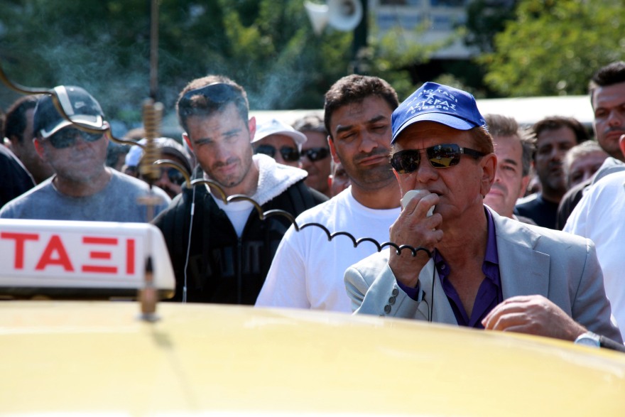 Η επιστροφή του Θύμιου Λυμπερόπουλου στον συνδικαλισμό και στην προεδρία των οδηγών ταξί