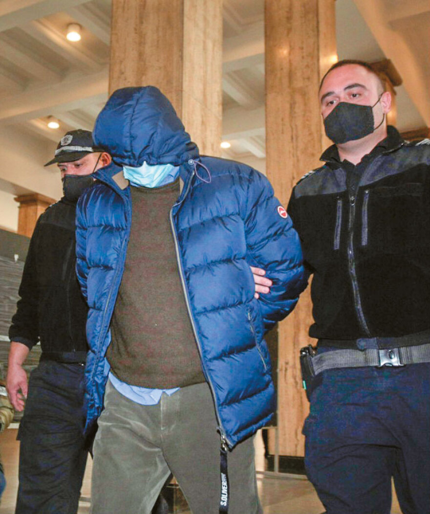 «Σχολή πρακτόρων» η ρωσική πρεσβεία: Ποιοι ήταν οι 12 «διπλωμάτες» που απελάθηκαν