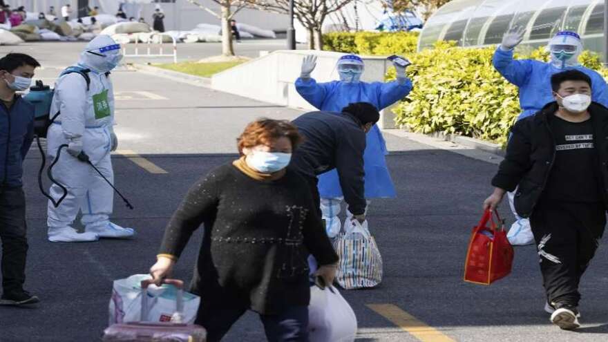 Δραματικό βίντεο από τη Σαγκάη: Οι φωνές απόγνωσης των εγκλωβισμένων κατοίκων λόγω του σκληρού lockdown