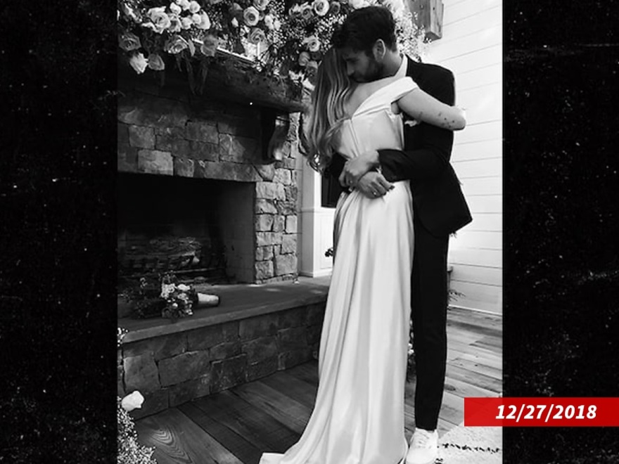 Μάιλι Σάιρους: Οι γονείς της χωρίζουν μετά από 30 χρόνια γάμου