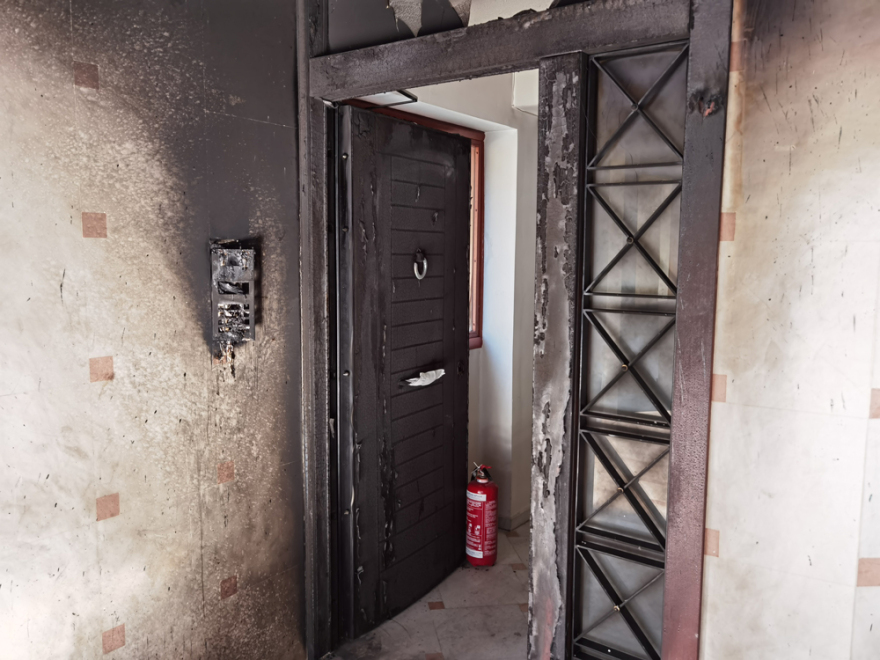 Έκρηξη σε πολυκατοικία στο Χαλάνδρι που μένει ο προϊστάμενος της κρατικής ασφάλειας 