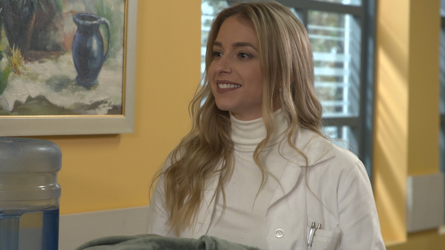 Τρία Μίλια: Ο Μιχάλης προσπαθεί να καταλάβει τι συνέβη και εξερράγη το σκάφος του