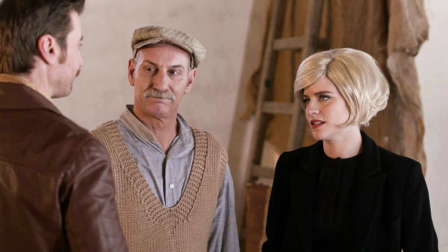 Άγριες Μέλισσες: Ο Μελέτης ανακαλύπτει το πάθος μεταξύ Κορίνας και Μπάμπη