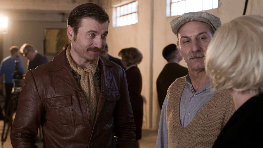 Άγριες Μέλισσες: Ο Μελέτης ανακαλύπτει το πάθος μεταξύ Κορίνας και Μπάμπη