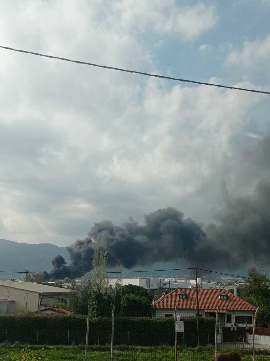 Συναγερμός στην Πυροσβεστική: Φωτιά στις Αχαρνές