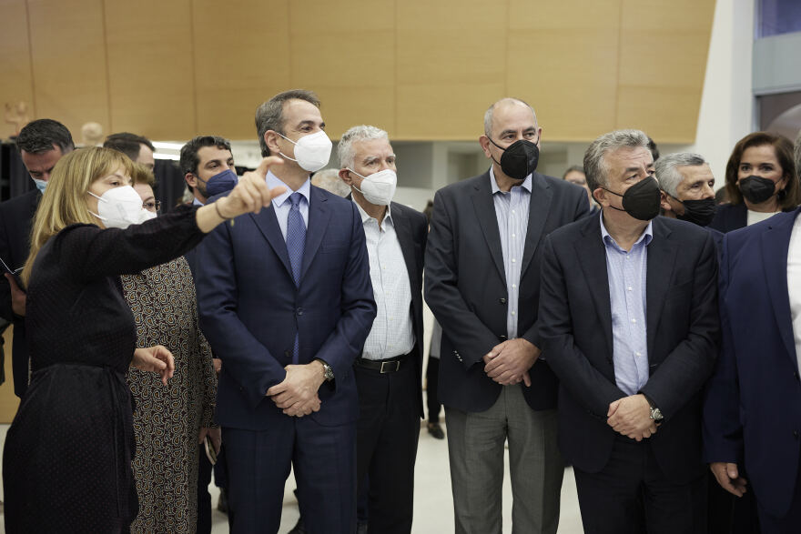 Το νέο αρχαιολογικό μουσείο Χανίων επισκέφθηκε ο Κυριάκος Μητσοτάκης - Συγκινημένος για τη συλλογή των γονέων του