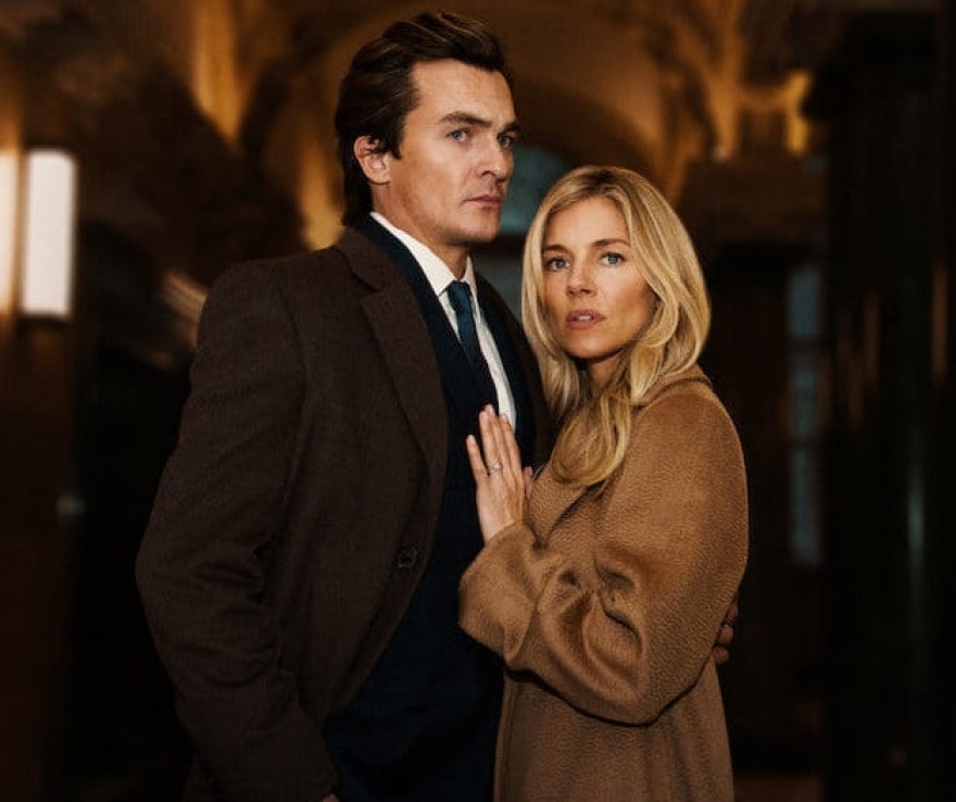 Διαθέσιμη από σήμερα στο Netflix η πολυαναμενόμενη σειρά «Anatomy of a Scandal»