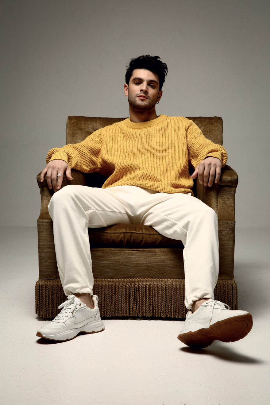 Βασίλης Μηλιώνης: Η φιλολογία, η απόφαση να γίνει ηθοποιός και η «Σκοτεινή Θάλασσα»