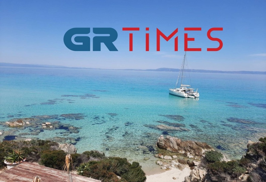 Χαλκιδική: Οι μαγικές της παραλίες στην υπηρεσία των γυρισμάτων του «The Bricklayer» (φωτογραφίες)