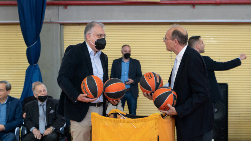 Θεοδωρικάκος: «Ενωμένοι βάζουμε τέλος στην τρέλα του χουλιγκανισμού»