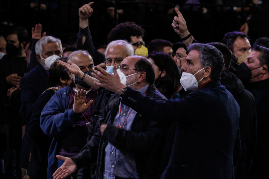 Αυλαία στο 3ο Συνέδριο του ΣΥΡΙΖΑ-ΠΣ: Επικράτηση Τσίπρα, εντάσεις και κινητοποίηση για «Νέα Αρχή» 