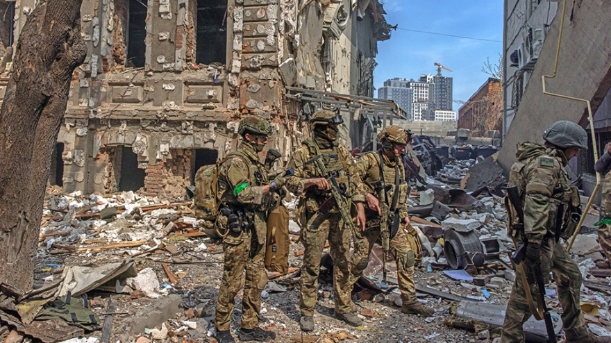 Πόλεμος στην Ουκρανία: Η «μητέρα των μαχών» για τη Μαριούπολη στη χαλυβουργία Azovstal