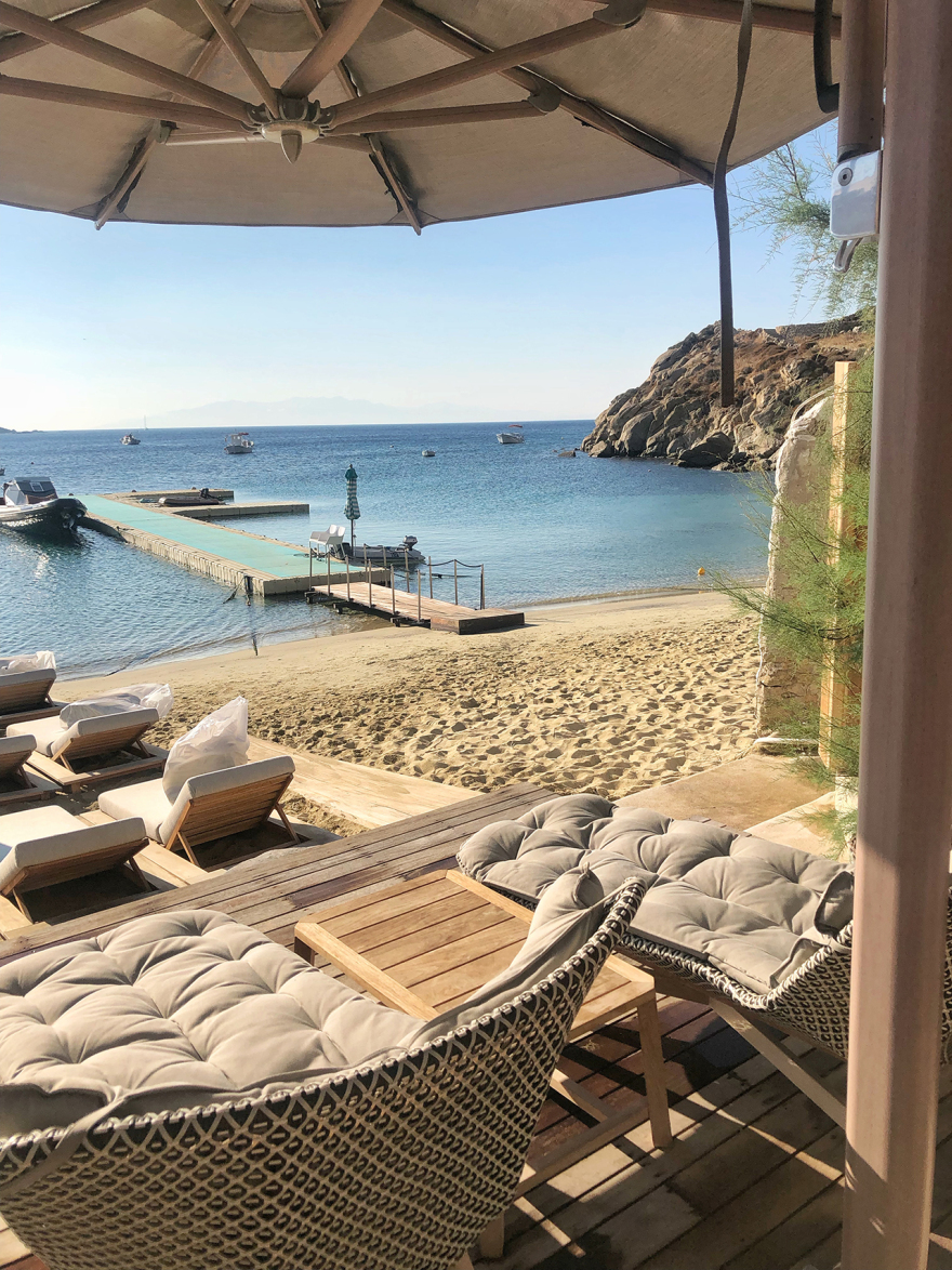 Νammos και Kensho έριξαν τα «σύνορα» στην Ψαρού: Το παρασκήνιο του mega deal της Μυκόνου